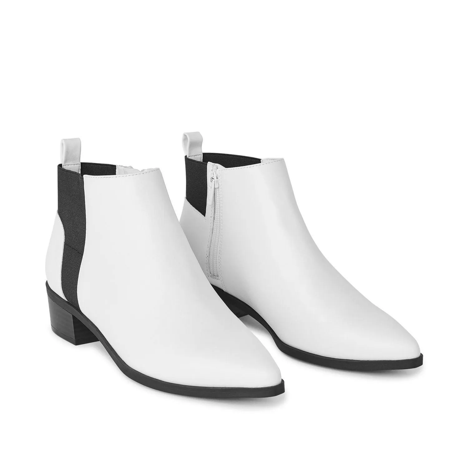 New George Women's Veena Booties in White, Sz 6