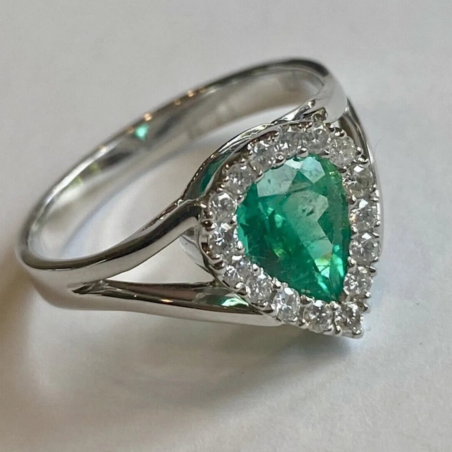 Stylish Fine Natural Colombian Emerald and Engagement Diamond Ring